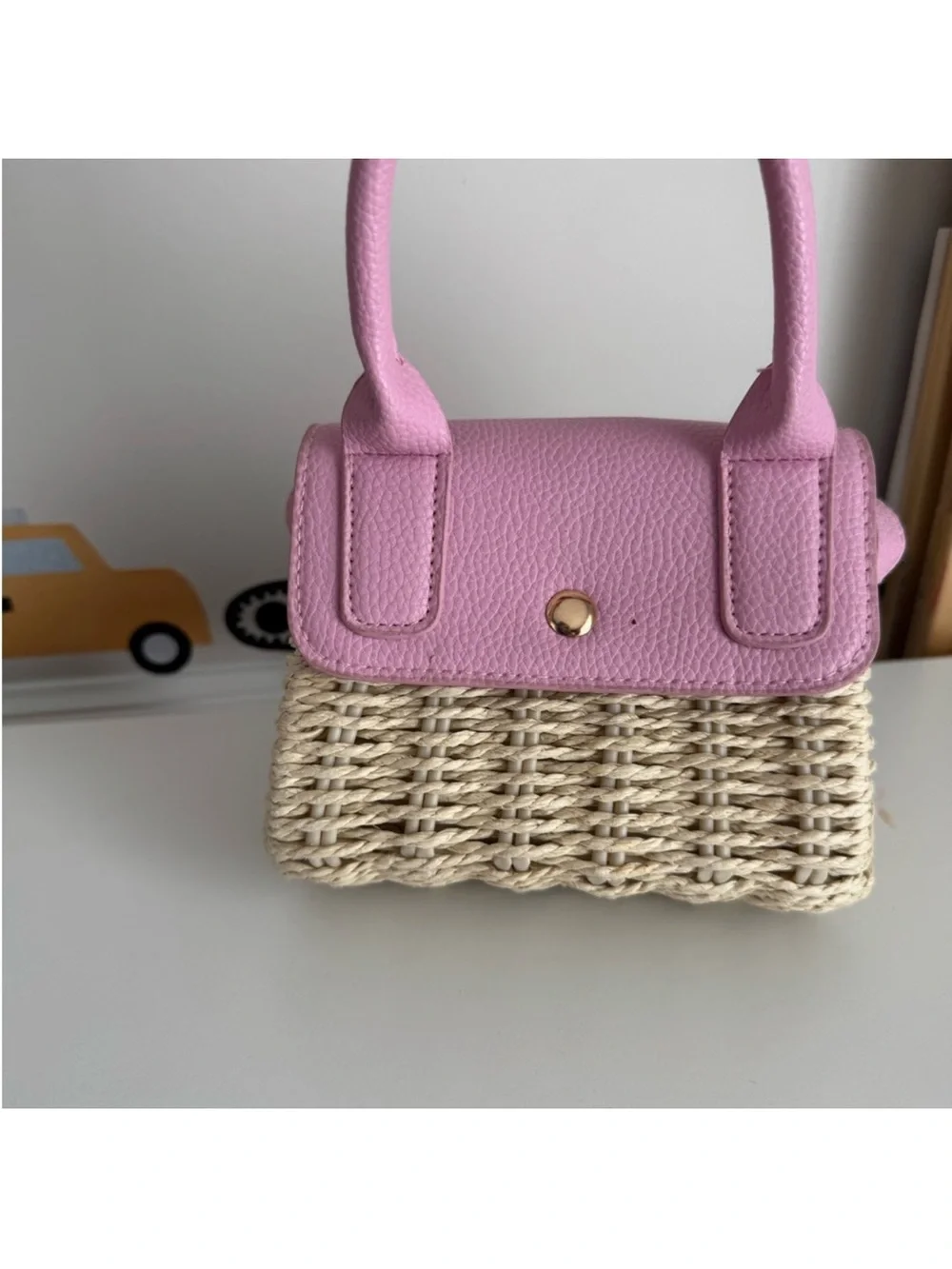 Pink Straw Woven Top-Handle Crossbody Bag - Picture 2 of 3